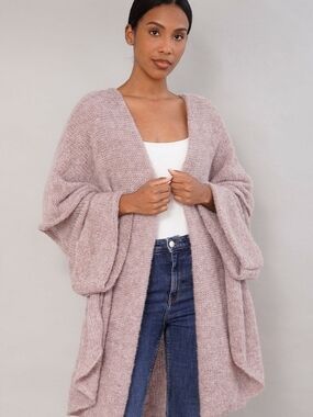 NWOT MIA LEIA HANDKNIT ALPACA CARDIGAN / COAT One Size Fits All
